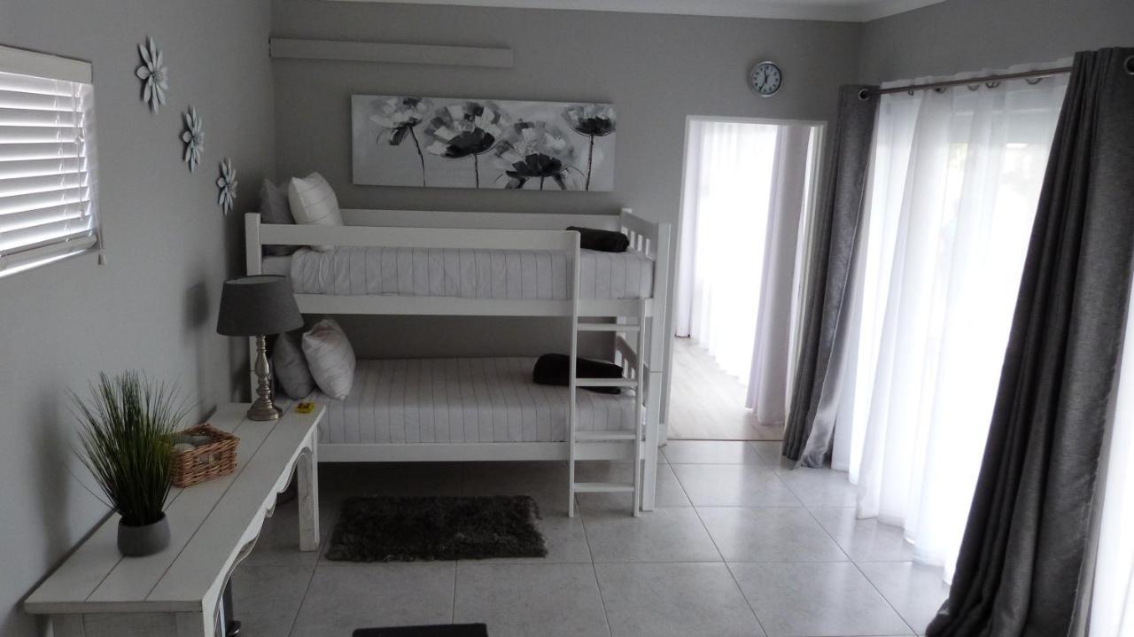 Settle Inn Self Catering Units โคลเชสเตอร์ ภายนอก รูปภาพ