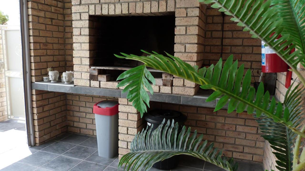 Settle Inn Self Catering Units โคลเชสเตอร์ ภายนอก รูปภาพ