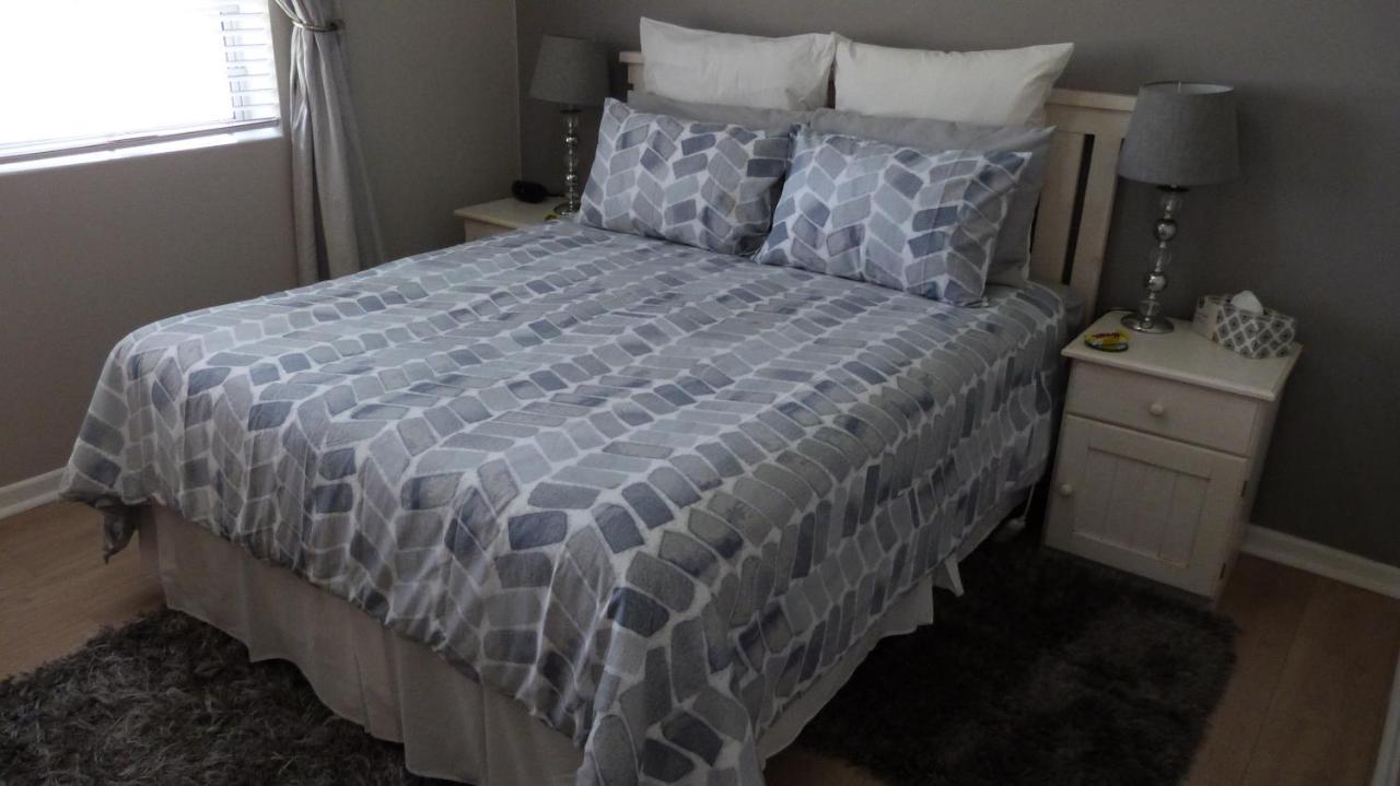 Settle Inn Self Catering Units โคลเชสเตอร์ ภายนอก รูปภาพ