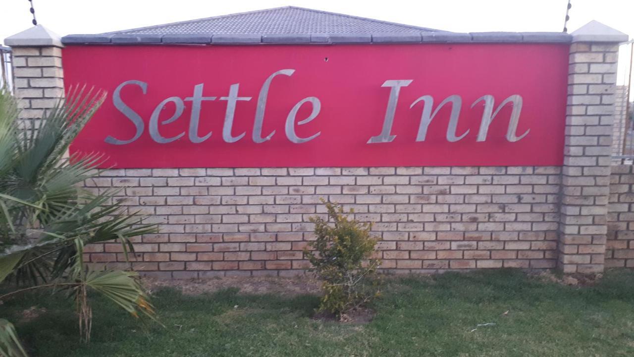 Settle Inn Self Catering Units โคลเชสเตอร์ ภายนอก รูปภาพ