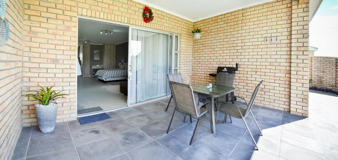 Settle Inn Self Catering Units โคลเชสเตอร์ ภายนอก รูปภาพ