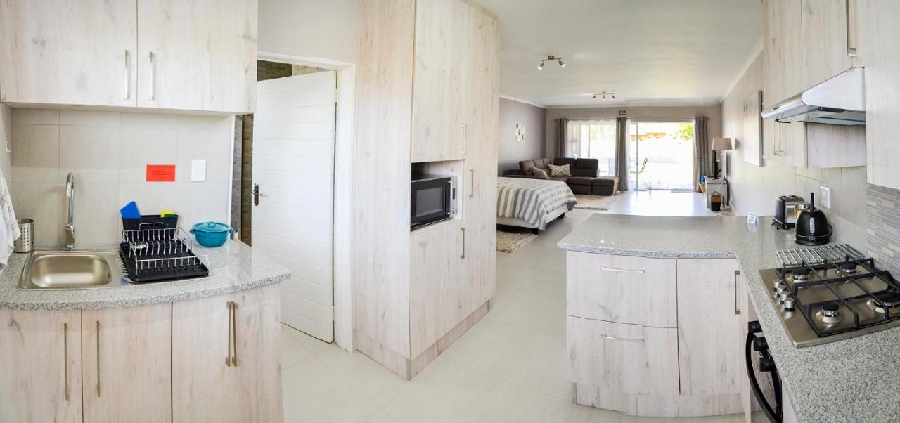 Settle Inn Self Catering Units โคลเชสเตอร์ ภายนอก รูปภาพ