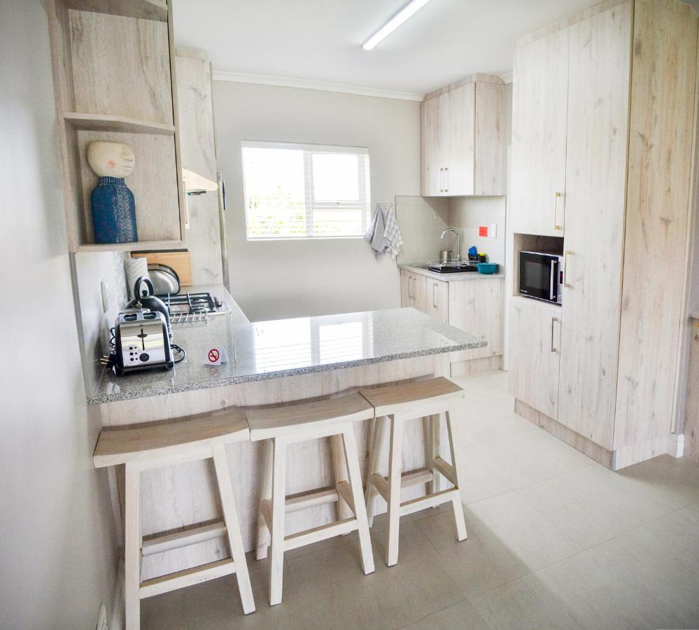 Settle Inn Self Catering Units โคลเชสเตอร์ ภายนอก รูปภาพ