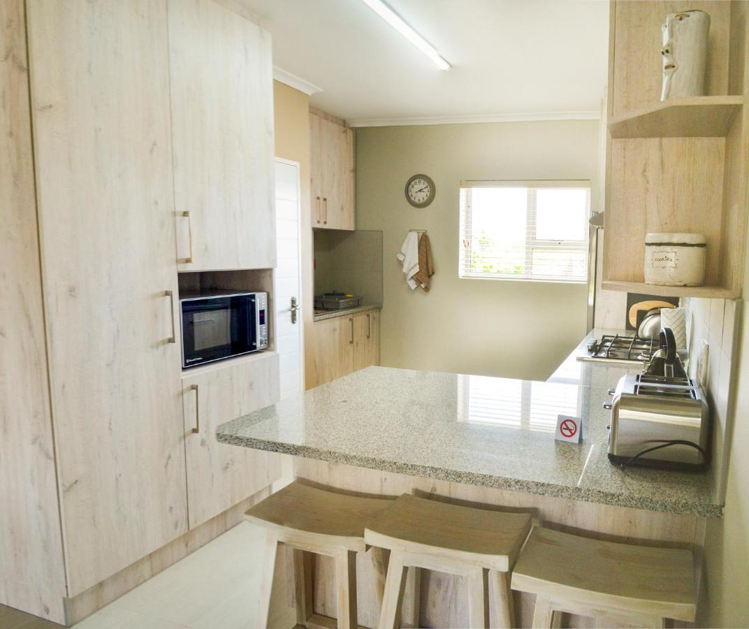 Settle Inn Self Catering Units โคลเชสเตอร์ ภายนอก รูปภาพ